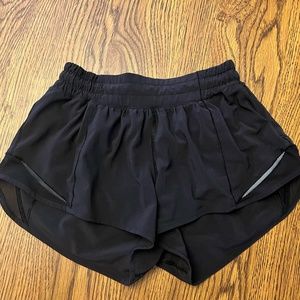 Lululemon Hot Hot Shorts